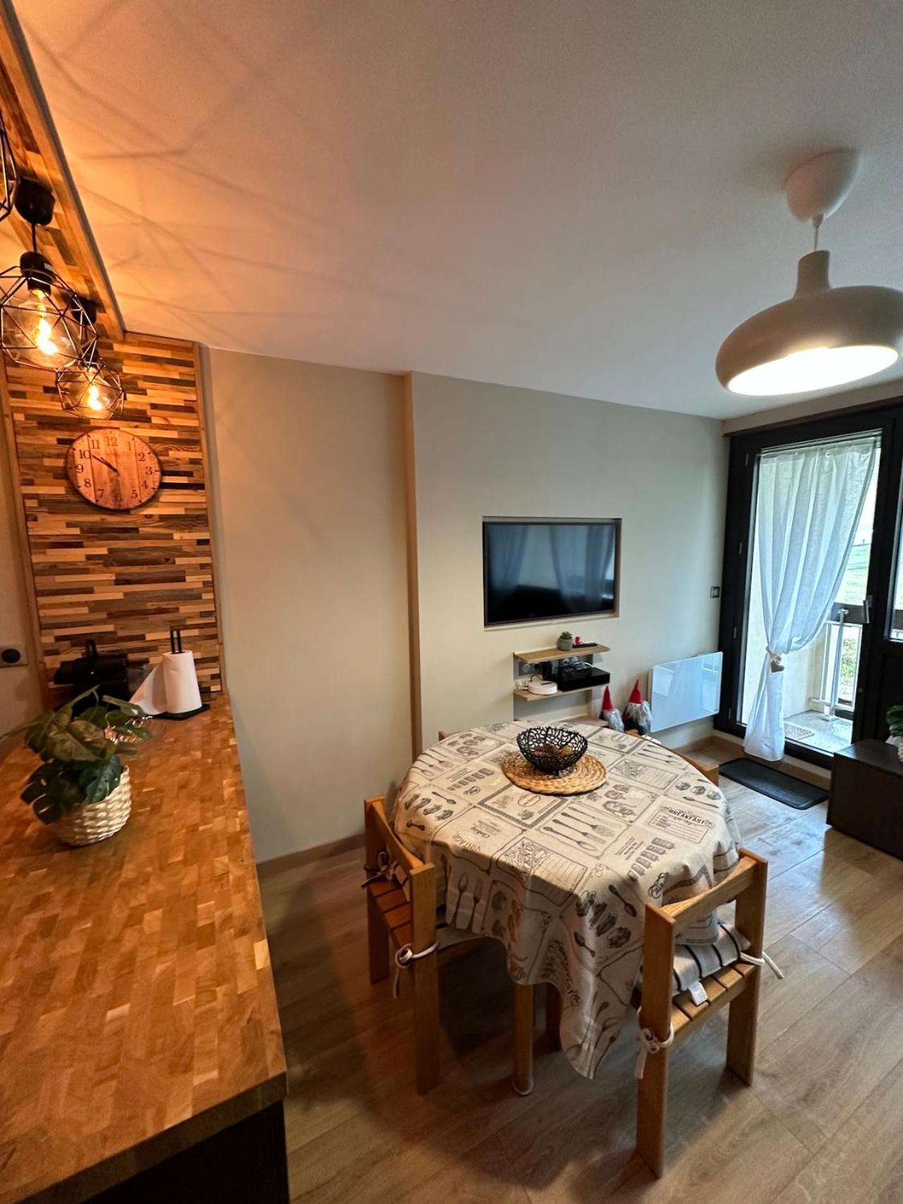 Studio Les Chalmettes 4 Personnes Au Pied Des Pistes Wifi - Balcon - Parking Montgenèvre Eksteriør bilde